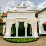 <p>Welcome to our authentic Sri-Lankan colonial Surf house</p>