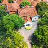 <p>Welcome to our authentic Sri-Lankan colonial Surf house</p>